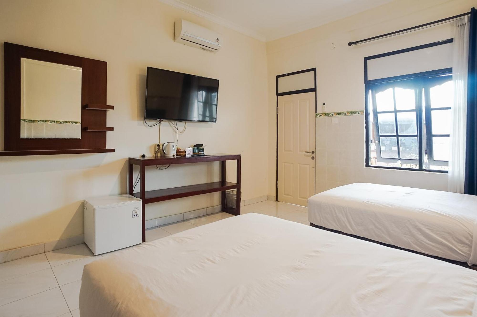 City Garden Bali Dwipa Hotel, Kuta Kuta Lombok Extérieur photo
