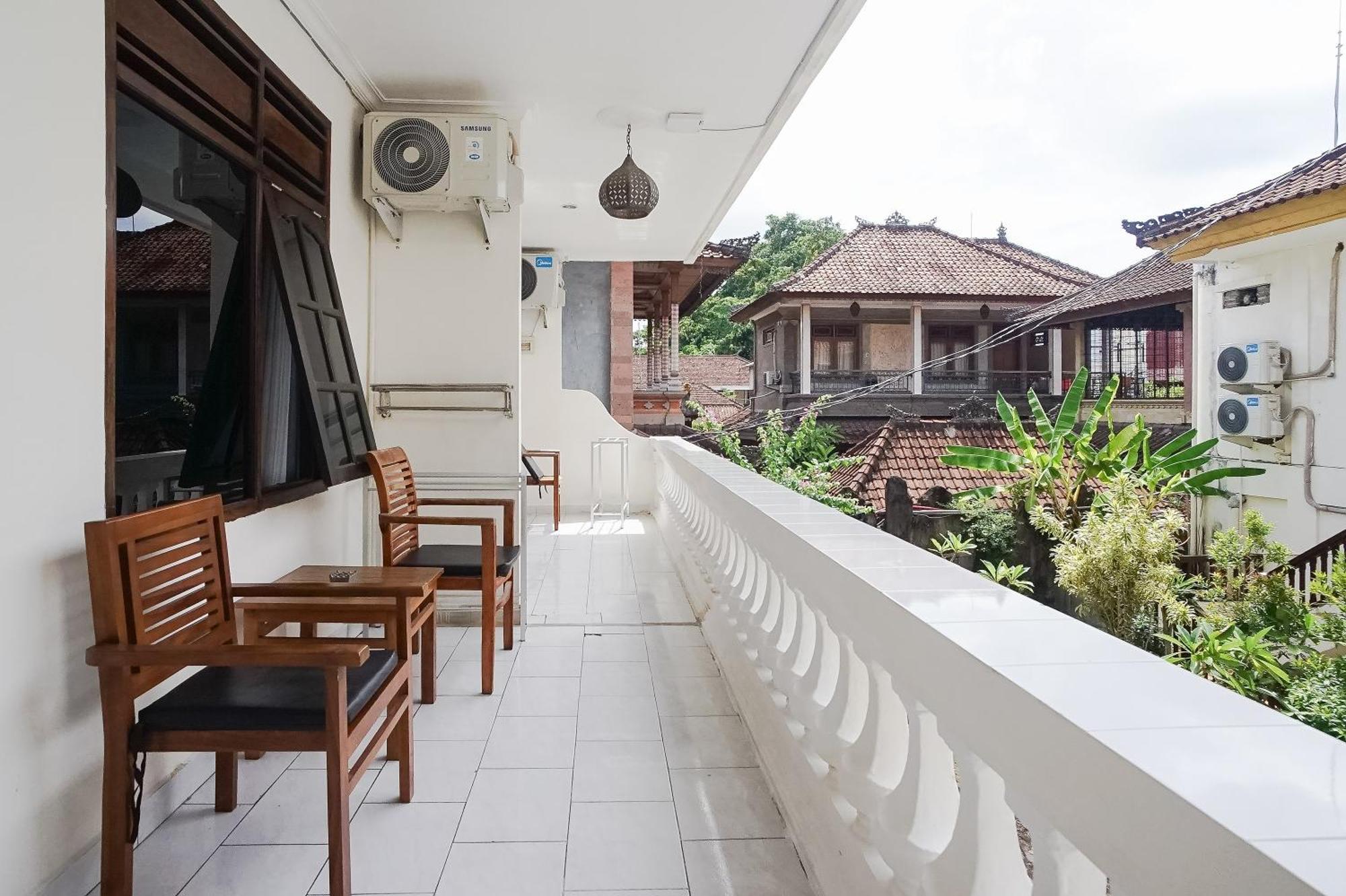 City Garden Bali Dwipa Hotel, Kuta Kuta Lombok Extérieur photo